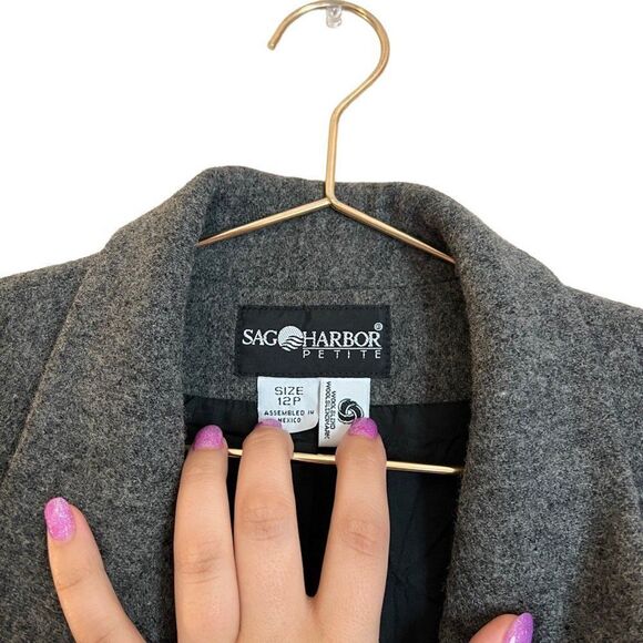 Vintage Sage Harbor Gray Wool Blend Single Button Pocket Blazer Size 12P - Picture 3 of 8